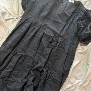 Nine West Black V-Neck Tiered Dress with Puff Sleeves